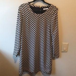 Checkered print long sleeve flowy dress